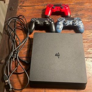 Ps4 with controllers and cables